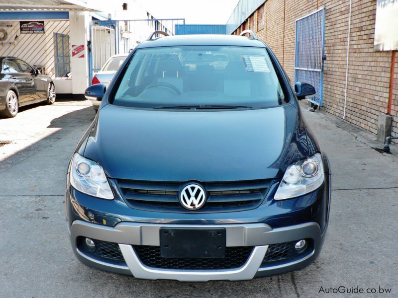 Volkswagen Cross | Saranda Center
